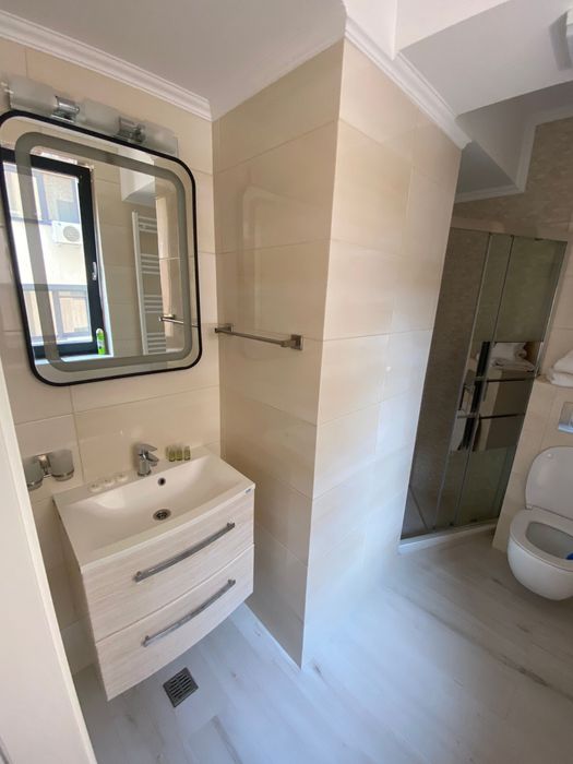 Inchiriez apartament zona iaki constanta si pentru persoane discrete