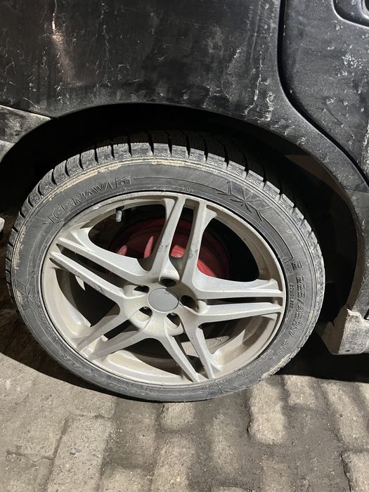 Продам диски с шинами