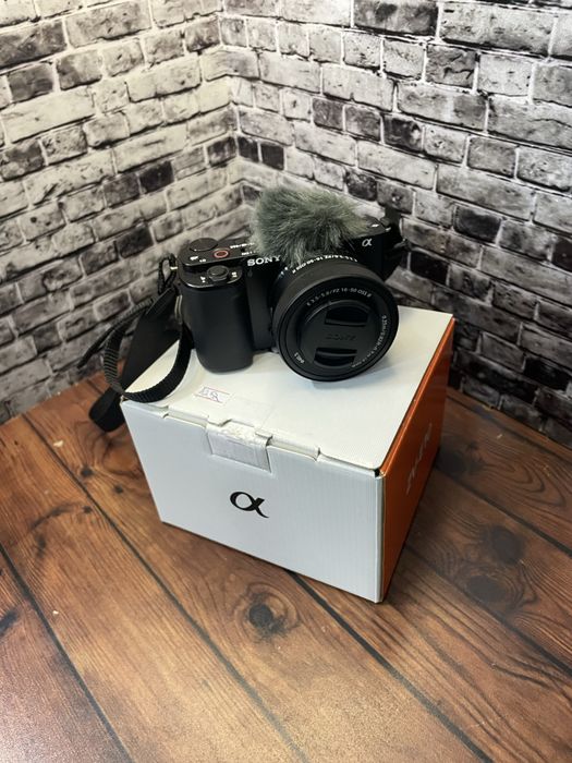 Фотоаппарат Sony Zv-E10