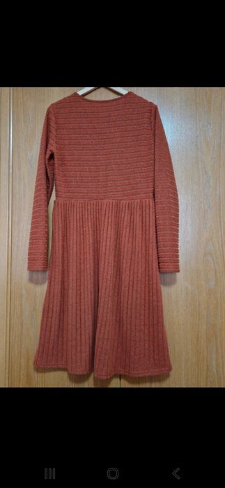 Rochie casual cu mâneci lungi cărămizie