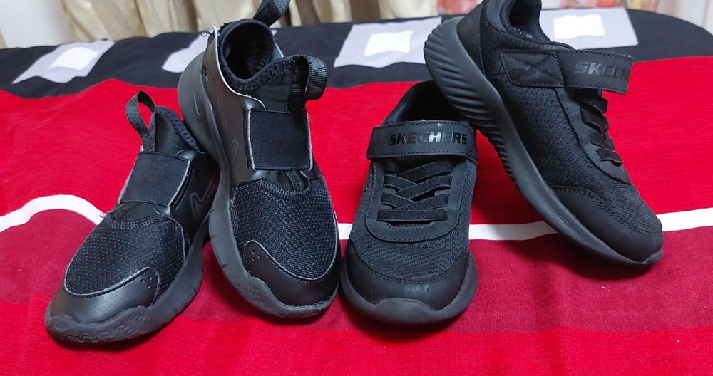 Sneakers marime 29 set 2 bucati