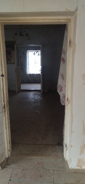 Продаётся дом: 7-соток. Горбольница.