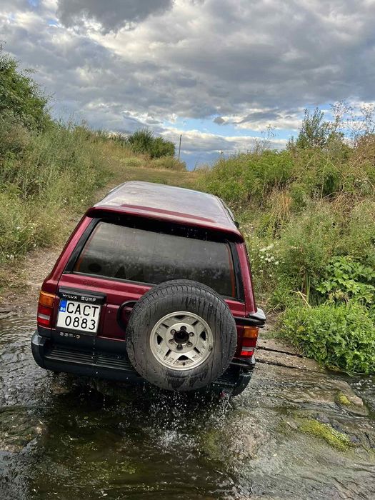 Джип  Toyota Hilux