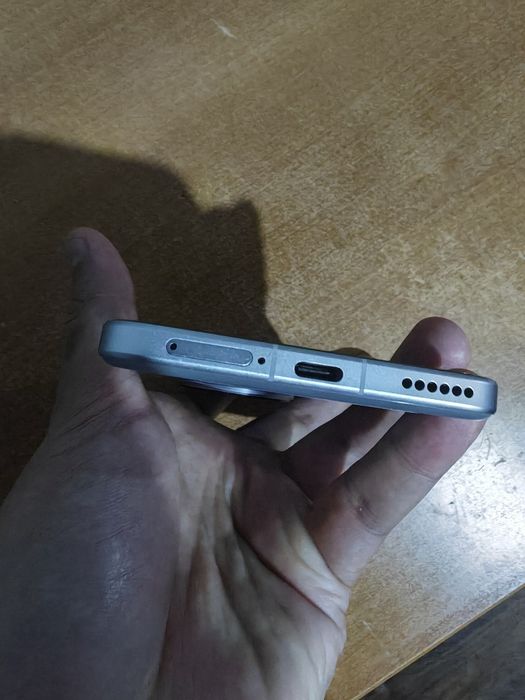Honor magic7 12/256 б/у в идеальном состоянии НЕ ПИСАТЬ, ТОЛЬКО ЗВОНКИ