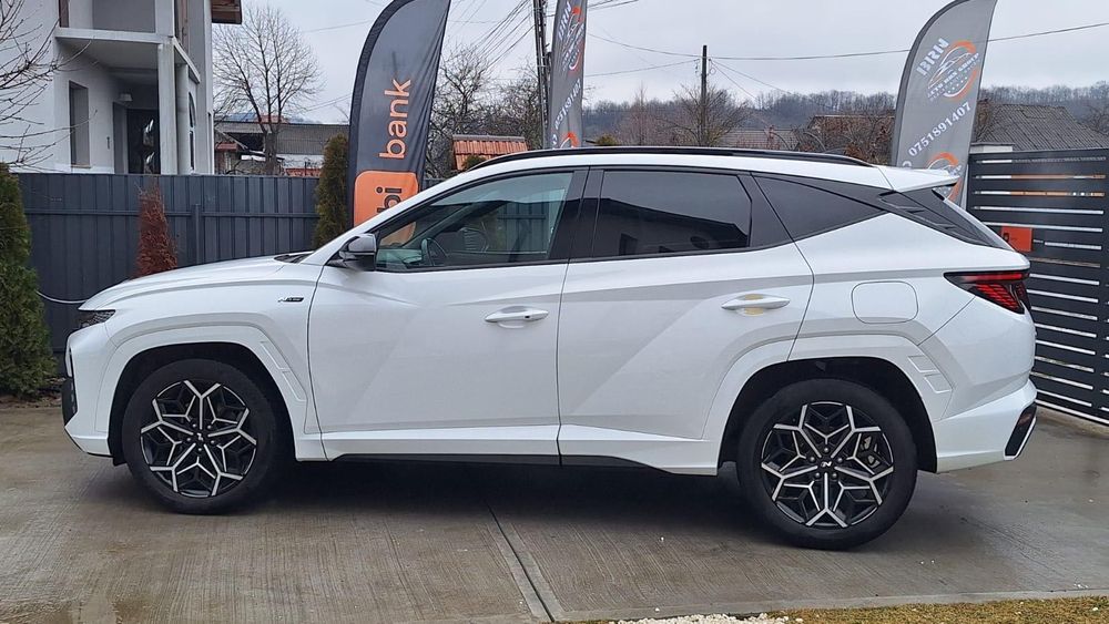 Hyundai Tucson • Benzină Hybrid • 215.000 km  230CP