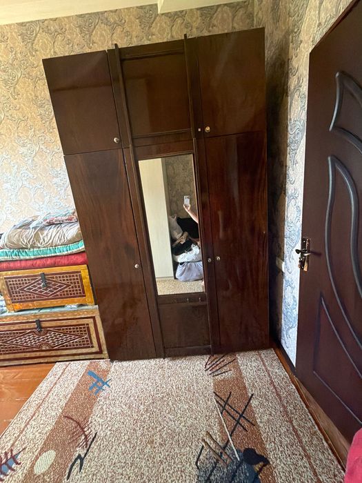 Шкаф сотилади 500000 келишилади