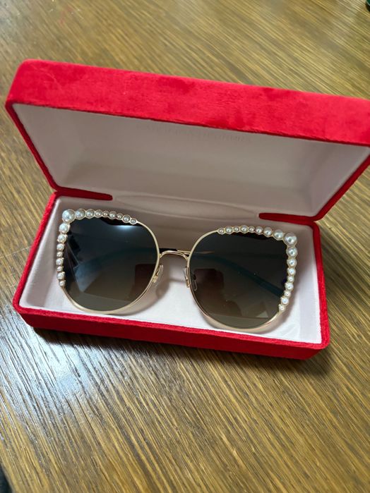 Подарък са ми но не ми стоят добре.