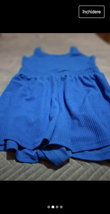 Set top și pantaloni scurți