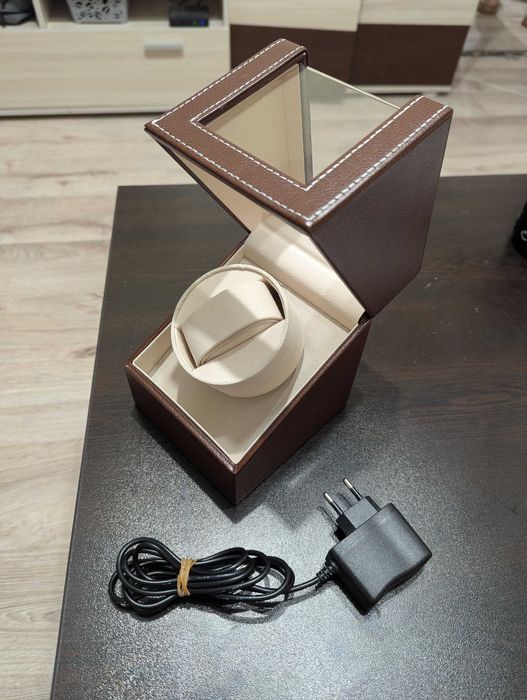 Кутия навиване на часовник