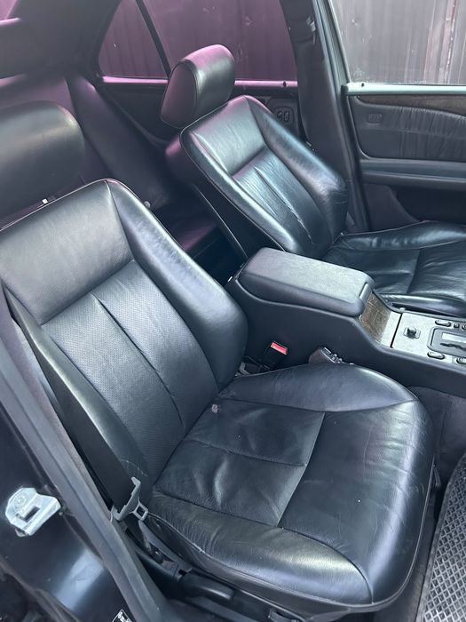 Продам Мерседес w210