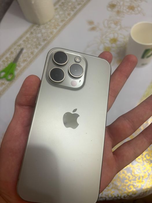 Iphone 15 pro 256GB