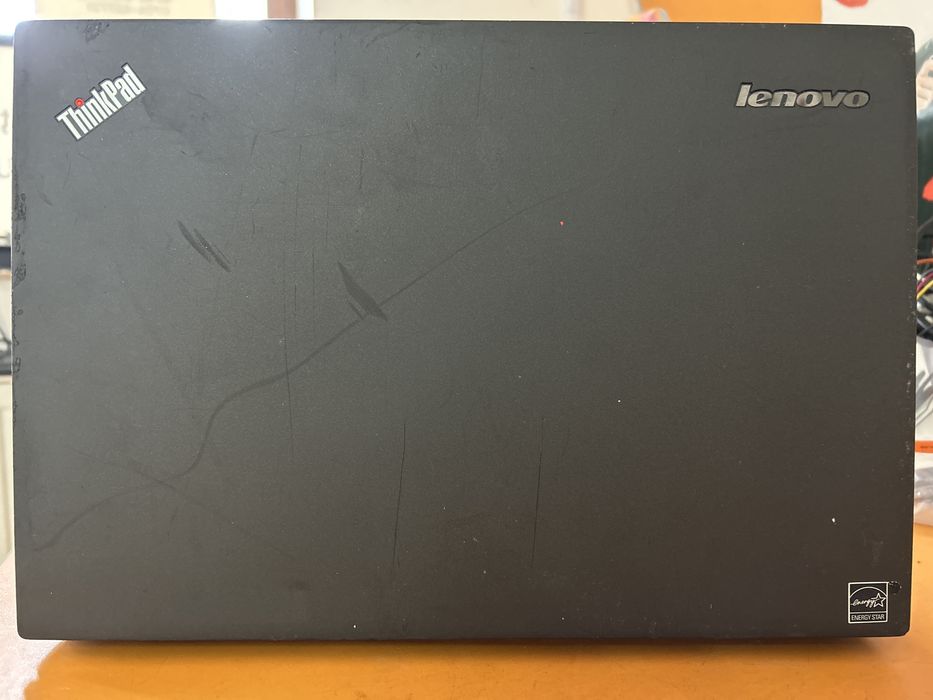 laptop lenovo ThinkPad i5 cu touchscreen