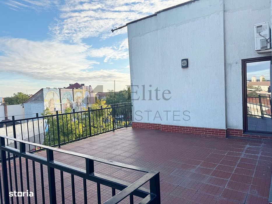 Apartament de inchiriat tip penthouse cu 2 camere Central