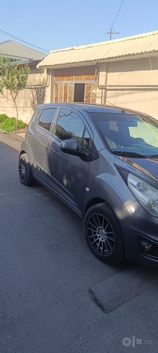 Шевралет спарк ...