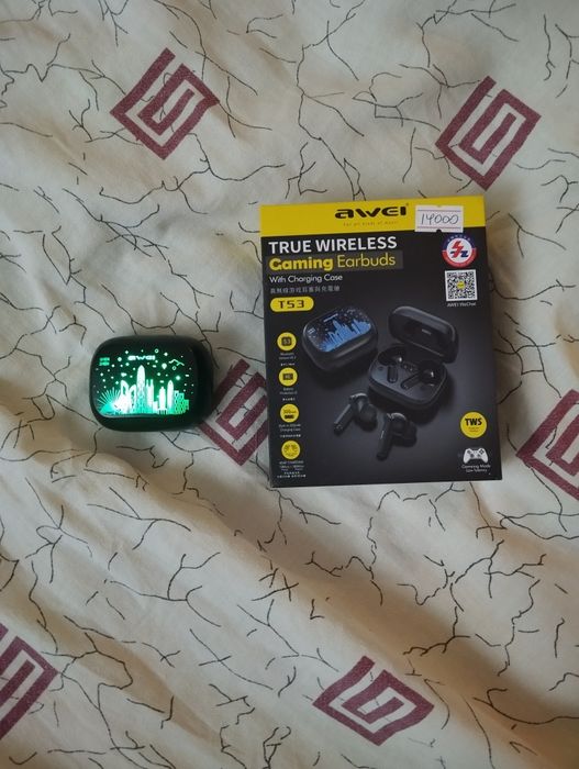 Наушники играют как сабвуфер