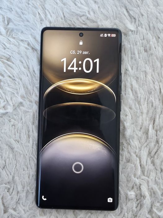 продам срочно vivo x100 ultra