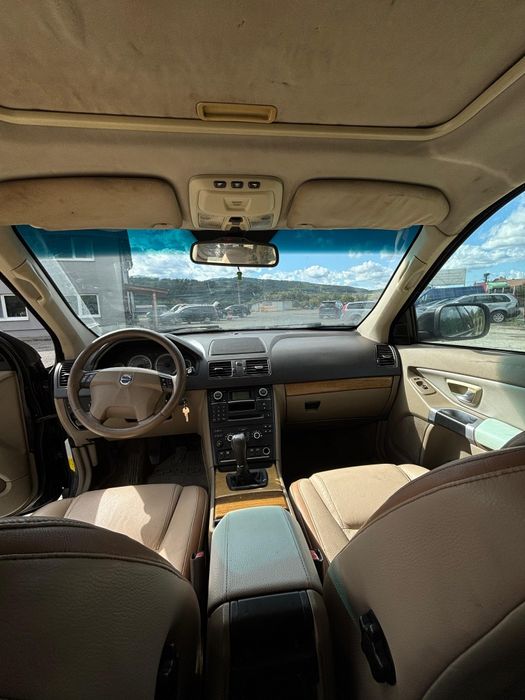 Volvo XC 90   2.4D