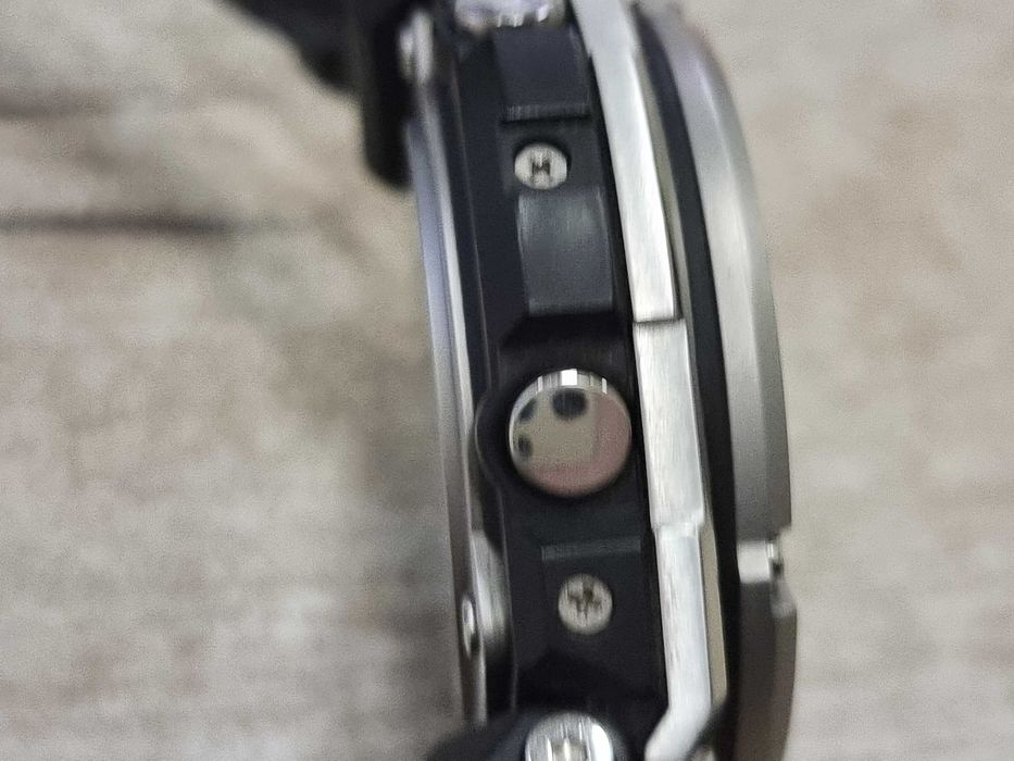 Casio G-Shock CEPTOR SOLAR 200M gst-w110