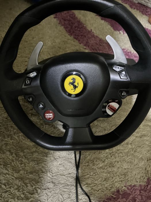 Волан и педали -Ferarri