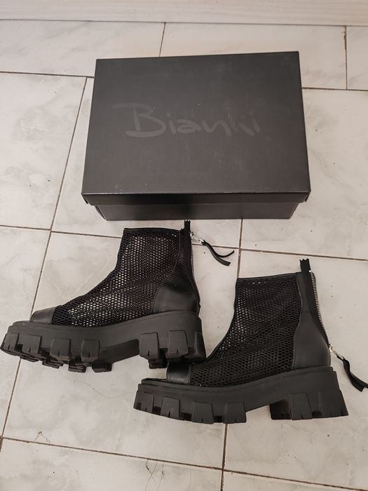 Сандали Bianki, естествена кожа и мрежа. 37 номер.