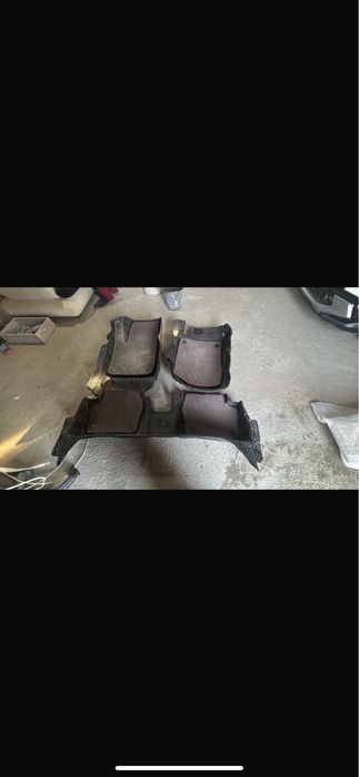 Полики для машины  Б/У