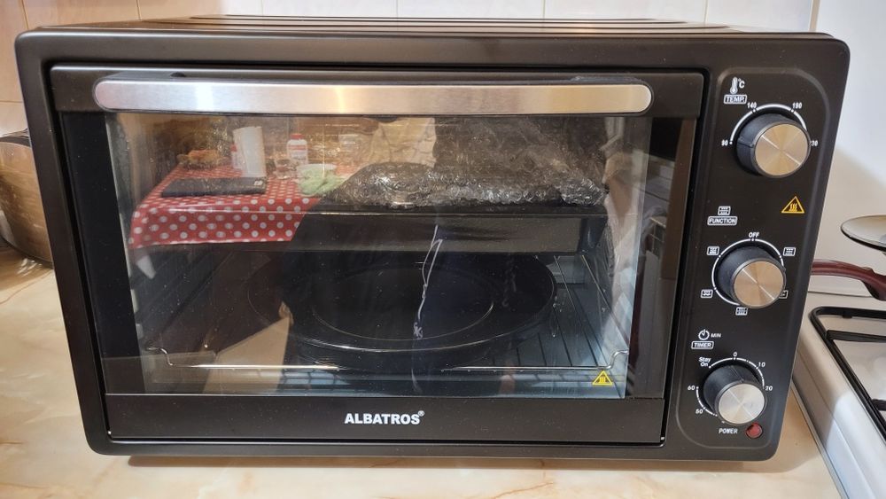 Cuptor electric Albatros 50 litri în garanție