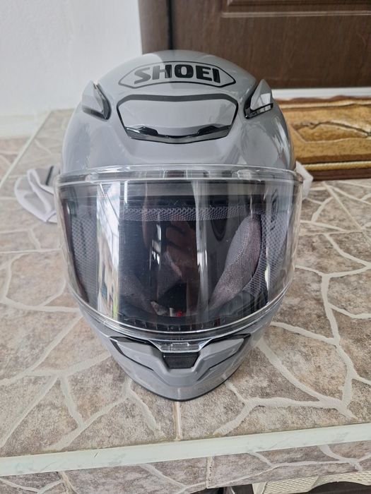 Каски AGV K6 и SHOEI NXR 2