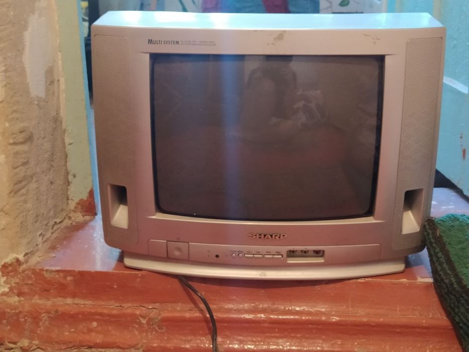 Продается телевизор Sharp