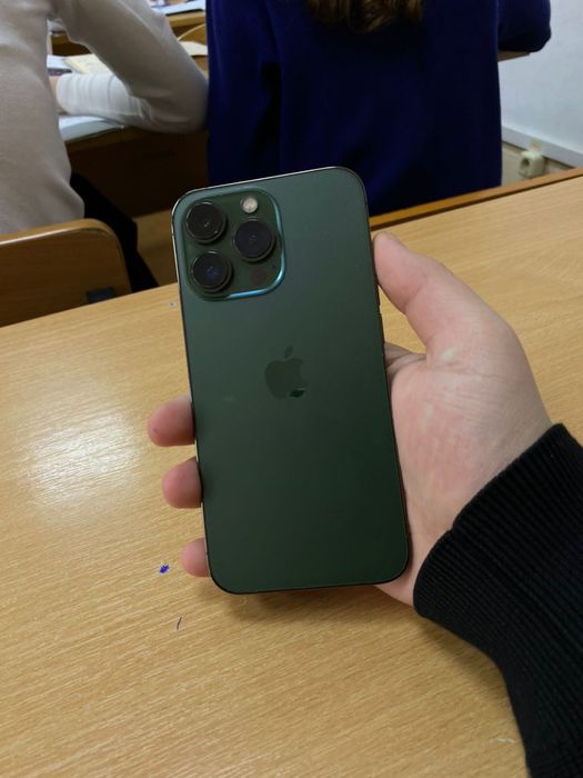Продам iPhone 13 pro
