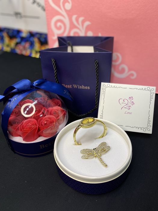 Подарок на 8 марта подарочный бокс