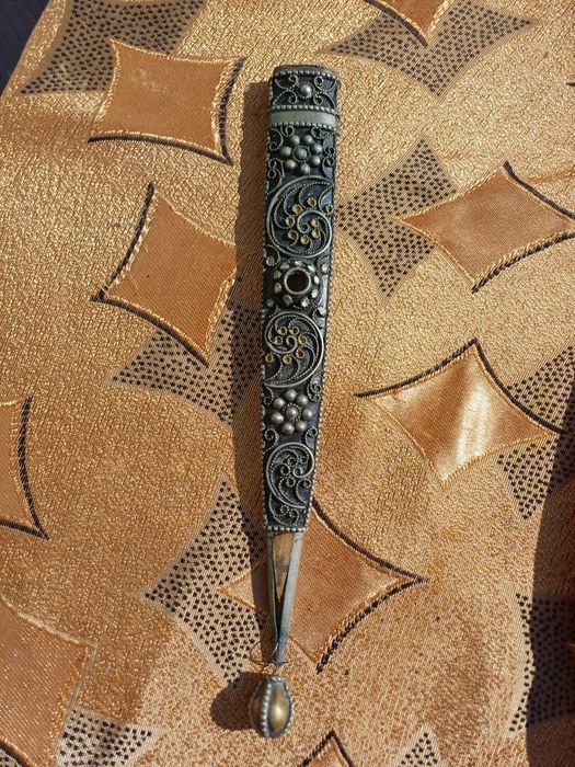 Антикварные тарелки,вазы и кожух от ножа