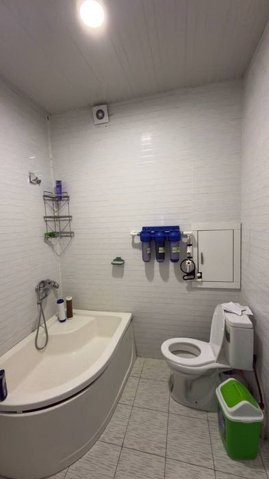 Oilaga yoki kam sonli ishlaydiganlarga ijaraga 2 honali uyimiz berilad