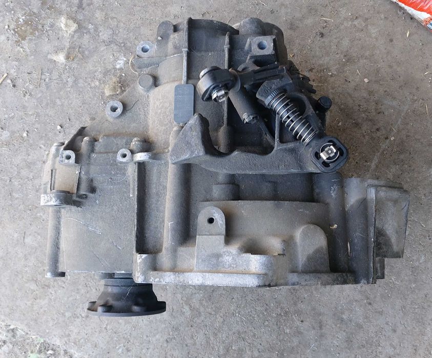 6-ст Шест Степенна скоростна кутия