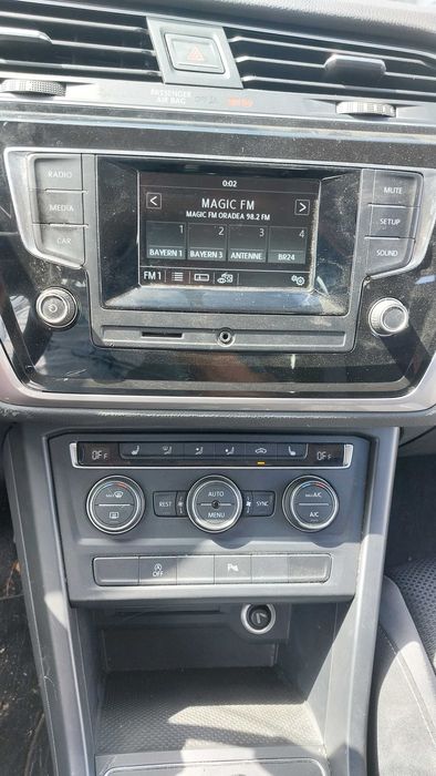 Usi,elemente interior volkswagen touran 2018 ,7 locuri,volan pe stanga