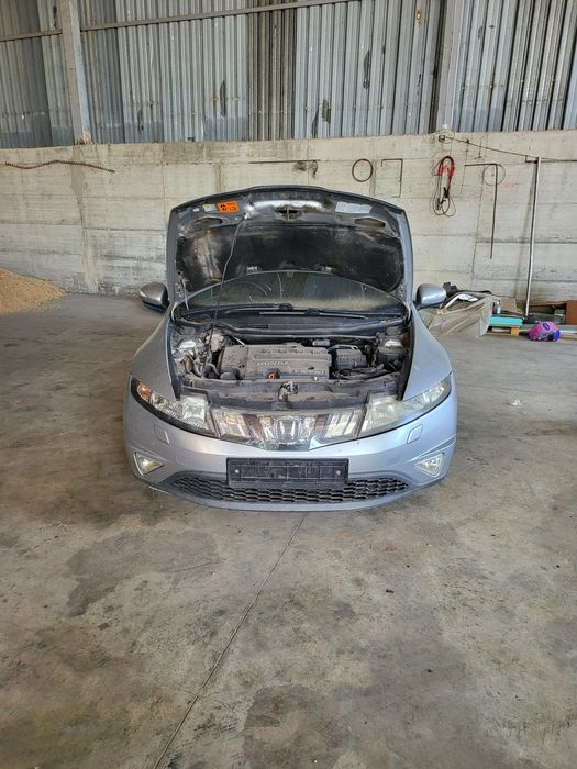 Хонда сивик 2.2 дизел НА ЧАСТИ