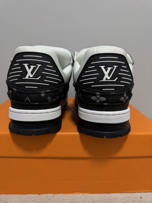 Louis Vuitton trainer black/white