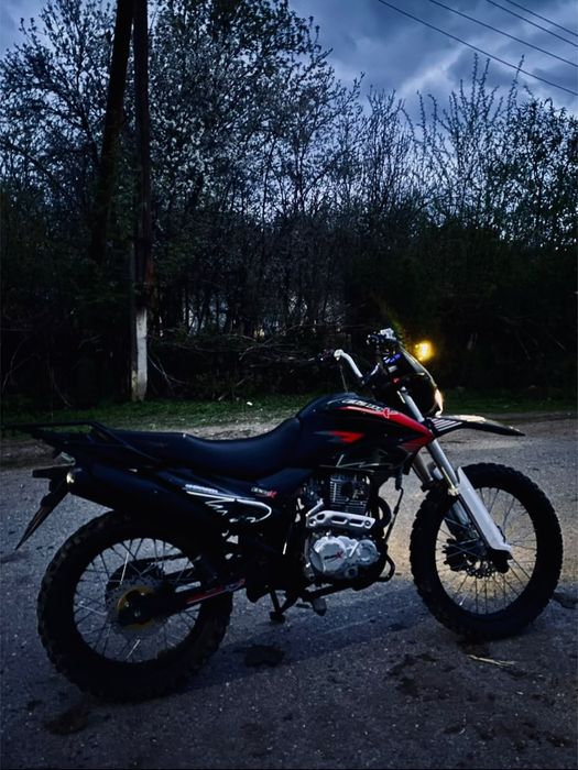 Срочно продам Мотоцикл Enduro
