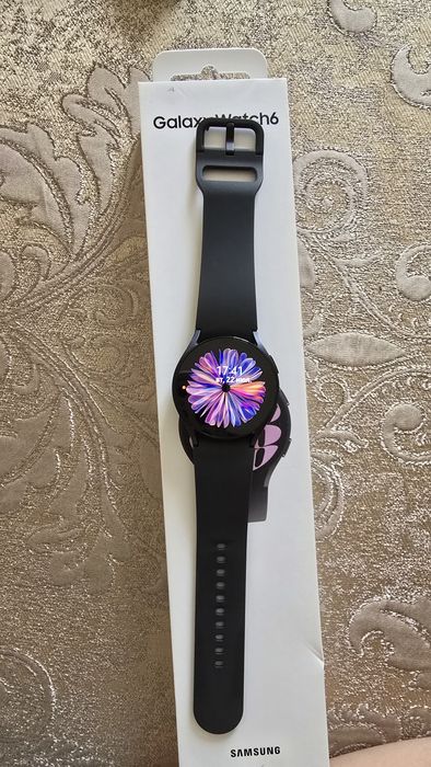 SAMSUNG Galaxy Watch6 40mm.