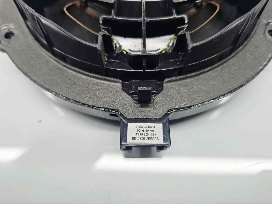 Boxa stanga fata Citroen C4 Cactus [Fabr 2014-2017] 9806071080