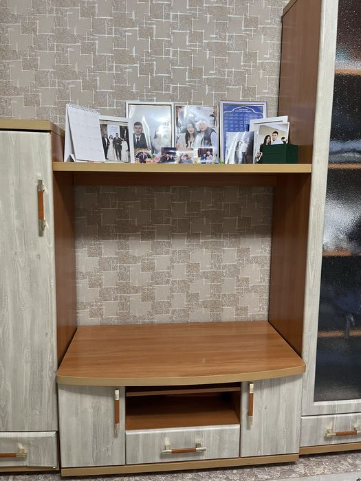 Продам шкаф стенку для гостиной