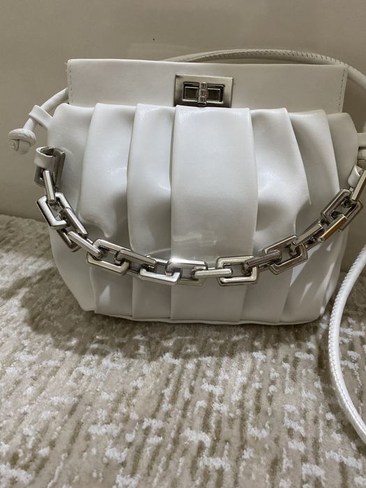 Сумка белая