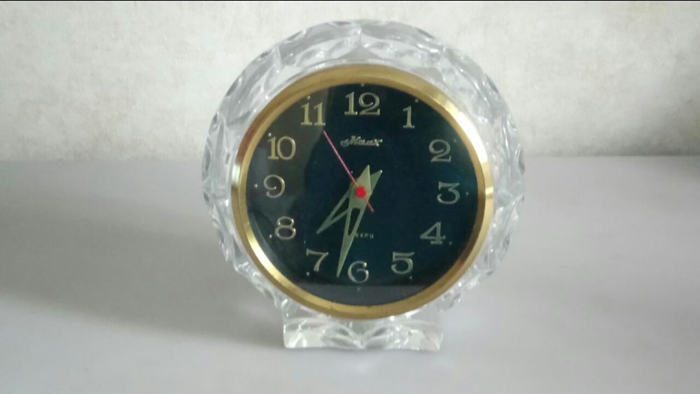 Часы " Весна" " Маяк"