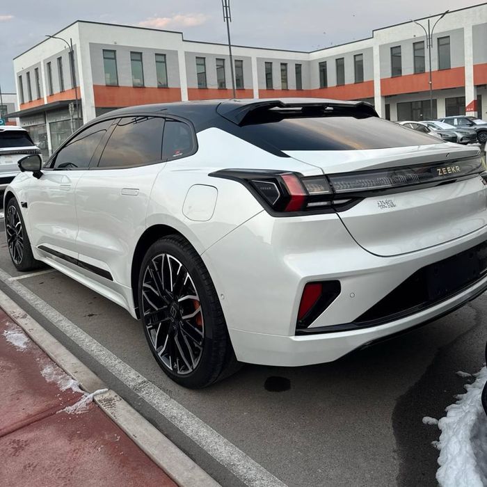 Zeekr 001 you full restyling 2025/25 йил
