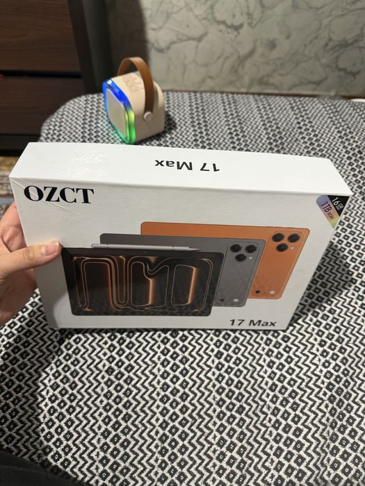 Планшет 17 про мах