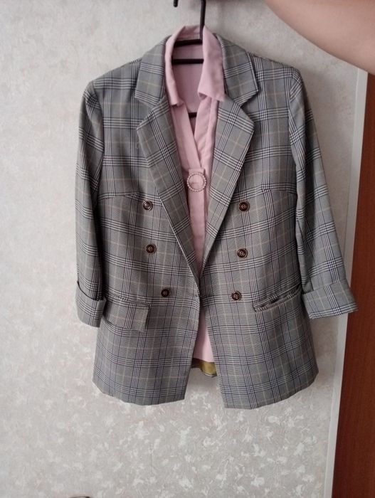 Таза киімдер сатылады