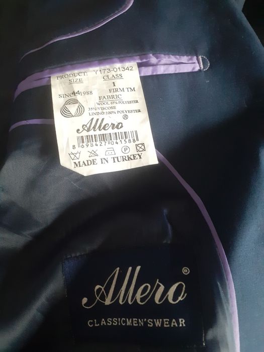 Школьный костюм продам