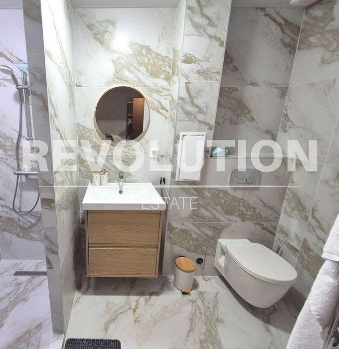 Дава се под наем Двустаен апартамент в Варна, Център - 60 кв.м за 650 € - Снимка #5