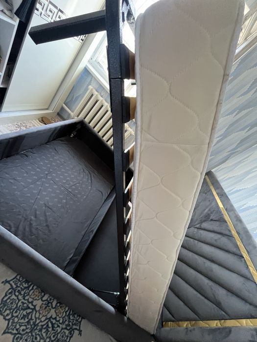 Спальный кровать двухспалка