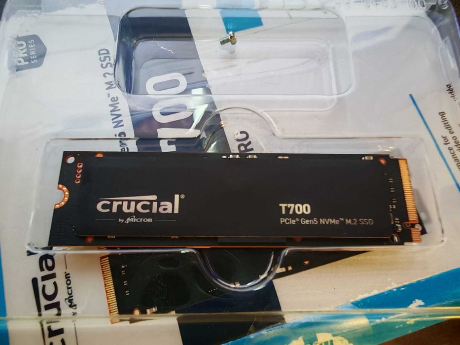 НОВ ! Диск SSD Crucial T700 1TB M.2 2280 NVMe 2.0 PCIe Gen 5