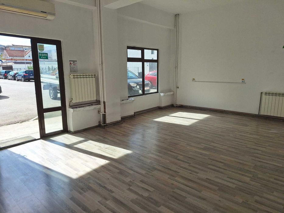 Spatiu Comercial De Inchiriat